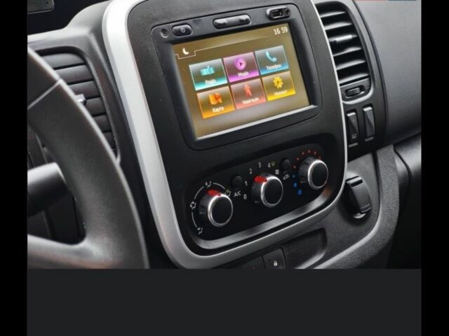 Белый Рено Трафик, объемом двигателя 2 л и пробегом 98 тыс. км за 19200 $, фото 6 на Automoto.ua