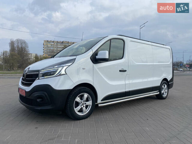 Белый Рено Трафик, объемом двигателя 2 л и пробегом 160 тыс. км за 18999 $, фото 23 на Automoto.ua