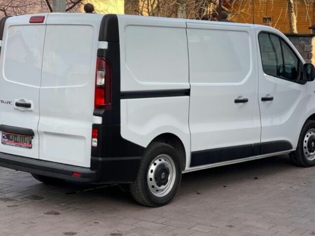 Белый Рено Трафик, объемом двигателя 2 л и пробегом 98 тыс. км за 19199 $, фото 3 на Automoto.ua