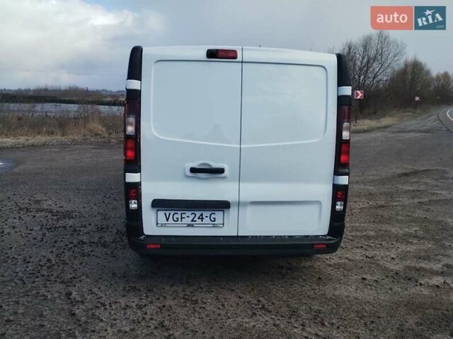 Белый Рено Трафик, объемом двигателя 2 л и пробегом 13 тыс. км за 22700 $, фото 10 на Automoto.ua