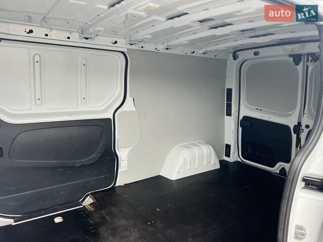 Белый Рено Трафик, объемом двигателя 0 л и пробегом 224 тыс. км за 18999 $, фото 34 на Automoto.ua