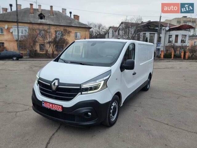 Белый Рено Трафик, объемом двигателя 2 л и пробегом 93 тыс. км за 23800 $, фото 4 на Automoto.ua