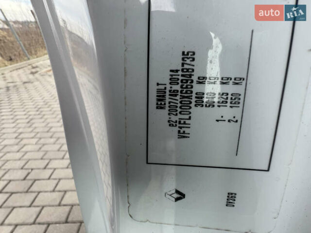 Белый Рено Трафик, объемом двигателя 2 л и пробегом 150 тыс. км за 20000 $, фото 30 на Automoto.ua