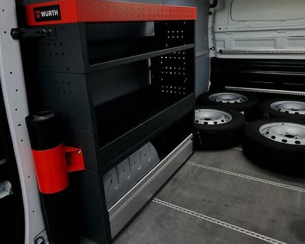Белый Рено Трафик, объемом двигателя 2 л и пробегом 93 тыс. км за 23800 $, фото 31 на Automoto.ua