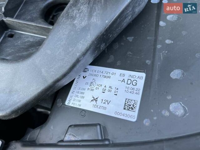 Белый Рено Трафик, объемом двигателя 2 л и пробегом 163 тыс. км за 23499 $, фото 13 на Automoto.ua