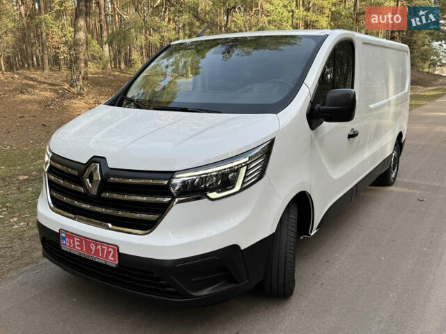 Белый Рено Трафик, объемом двигателя 2 л и пробегом 25 тыс. км за 32800 $, фото 23 на Automoto.ua