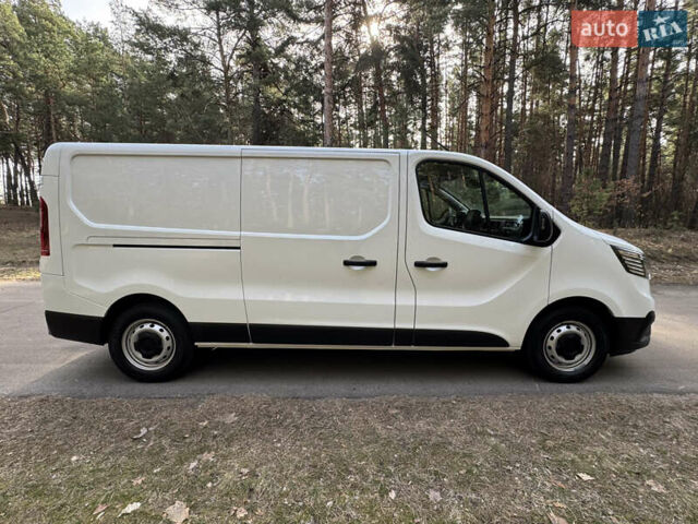 Белый Рено Трафик, объемом двигателя 2 л и пробегом 25 тыс. км за 32800 $, фото 14 на Automoto.ua