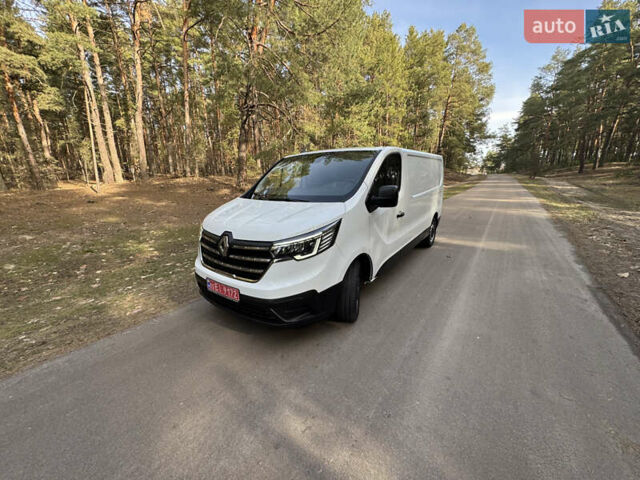 Белый Рено Трафик, объемом двигателя 2 л и пробегом 25 тыс. км за 32800 $, фото 55 на Automoto.ua