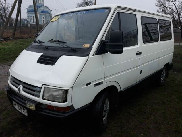 Белый Рено Трафик, объемом двигателя 2 л и пробегом 1000 тыс. км за 1586 $, фото 9 на Automoto.ua