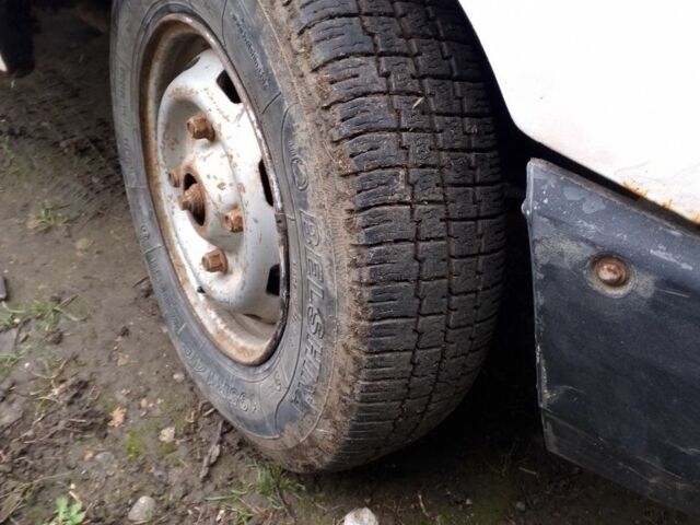 Белый Рено Трафик, объемом двигателя 0 л и пробегом 111 тыс. км за 1500 $, фото 2 на Automoto.ua