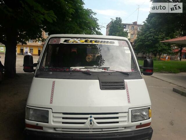 Білий Рено Трафік, об'ємом двигуна 1.9 л та пробігом 250 тис. км за 1900 $, фото 5 на Automoto.ua