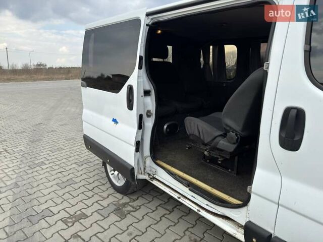 Білий Рено Трафік, об'ємом двигуна 1.9 л та пробігом 480 тис. км за 5900 $, фото 1 на Automoto.ua