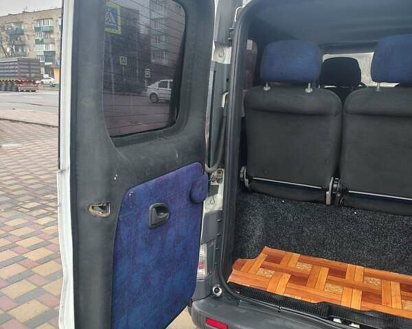 Білий Рено Трафік, об'ємом двигуна 1.87 л та пробігом 299 тис. км за 5800 $, фото 23 на Automoto.ua