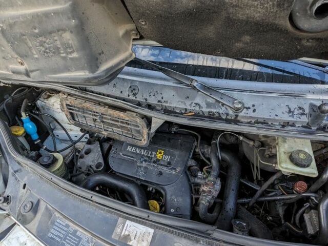 Белый Рено Трафик, объемом двигателя 1.9 л и пробегом 355 тыс. км за 5200 $, фото 12 на Automoto.ua