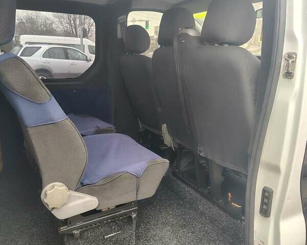 Білий Рено Трафік, об'ємом двигуна 1.87 л та пробігом 299 тис. км за 5800 $, фото 20 на Automoto.ua