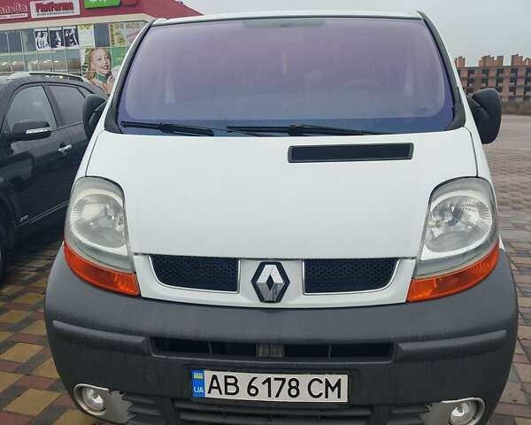 Білий Рено Трафік, об'ємом двигуна 1.87 л та пробігом 299 тис. км за 5800 $, фото 1 на Automoto.ua