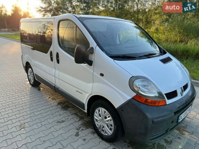 Білий Рено Трафік, об'ємом двигуна 1.87 л та пробігом 380 тис. км за 5100 $, фото 11 на Automoto.ua