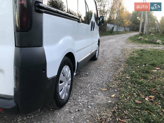 Білий Рено Трафік, об'ємом двигуна 0 л та пробігом 305 тис. км за 4999 $, фото 14 на Automoto.ua