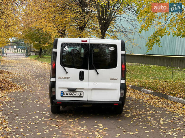 Белый Рено Трафик, объемом двигателя 1.87 л и пробегом 380 тыс. км за 6400 $, фото 10 на Automoto.ua