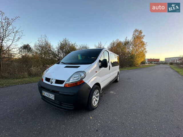Білий Рено Трафік, об'ємом двигуна 1.87 л та пробігом 270 тис. км за 7000 $, фото 11 на Automoto.ua