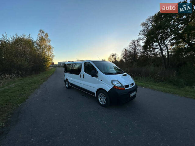 Білий Рено Трафік, об'ємом двигуна 1.87 л та пробігом 270 тис. км за 7000 $, фото 10 на Automoto.ua