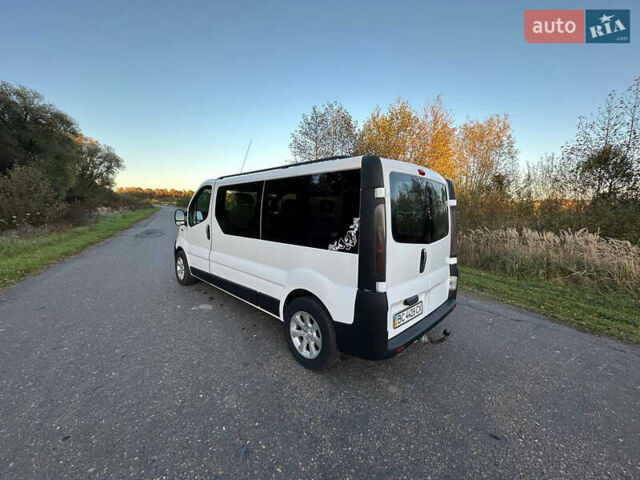 Білий Рено Трафік, об'ємом двигуна 1.87 л та пробігом 270 тис. км за 7000 $, фото 4 на Automoto.ua