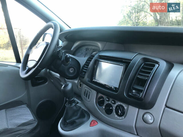 Білий Рено Трафік, об'ємом двигуна 0 л та пробігом 305 тис. км за 4999 $, фото 33 на Automoto.ua