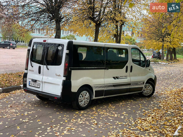 Белый Рено Трафик, объемом двигателя 1.87 л и пробегом 380 тыс. км за 6400 $, фото 9 на Automoto.ua