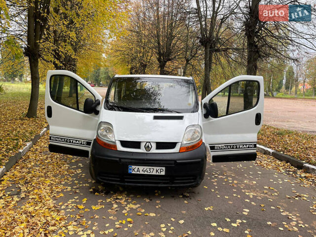 Белый Рено Трафик, объемом двигателя 1.87 л и пробегом 380 тыс. км за 6400 $, фото 43 на Automoto.ua
