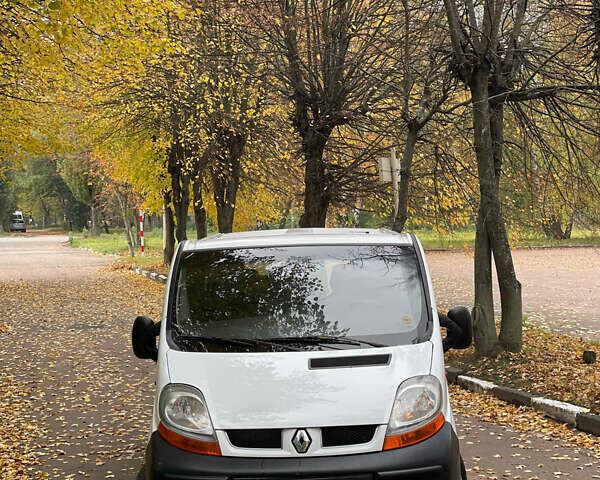 Белый Рено Трафик, объемом двигателя 1.87 л и пробегом 380 тыс. км за 6400 $, фото 21 на Automoto.ua