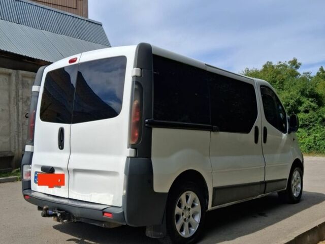Білий Рено Трафік, об'ємом двигуна 1.87 л та пробігом 263 тис. км за 6000 $, фото 1 на Automoto.ua