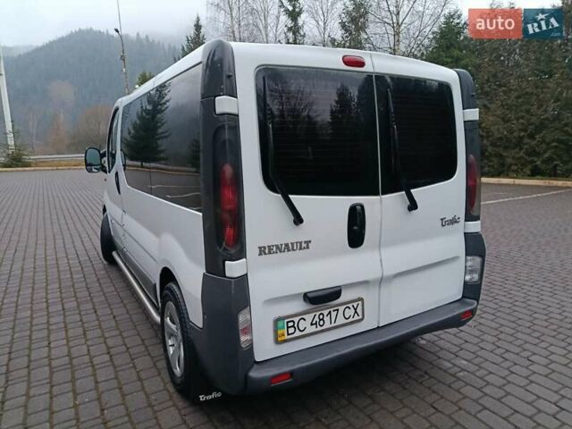 Белый Рено Трафик, объемом двигателя 1.87 л и пробегом 317 тыс. км за 6000 $, фото 8 на Automoto.ua