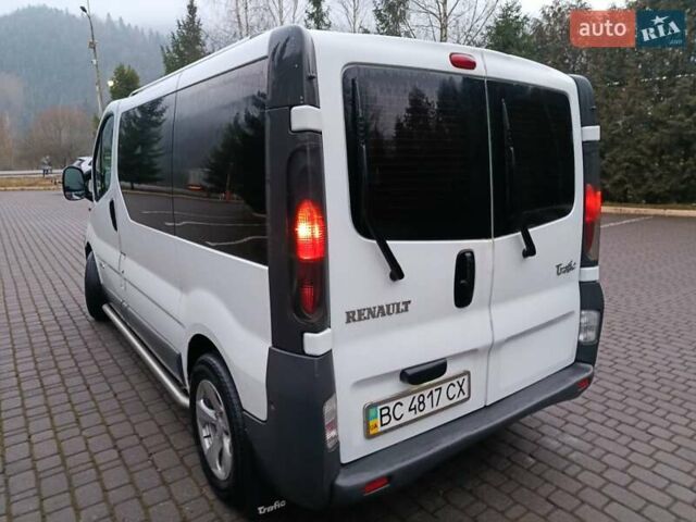 Белый Рено Трафик, объемом двигателя 1.87 л и пробегом 317 тыс. км за 6000 $, фото 23 на Automoto.ua