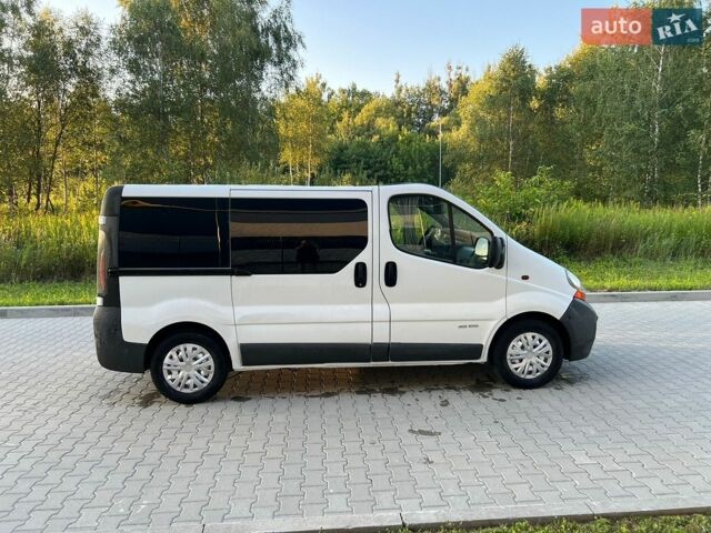 Білий Рено Трафік, об'ємом двигуна 1.87 л та пробігом 380 тис. км за 5100 $, фото 8 на Automoto.ua