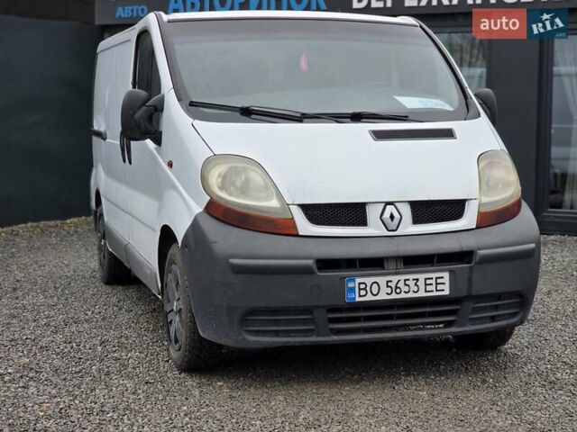 Белый Рено Трафик, объемом двигателя 1.9 л и пробегом 682 тыс. км за 4999 $, фото 16 на Automoto.ua