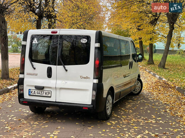 Белый Рено Трафик, объемом двигателя 1.87 л и пробегом 380 тыс. км за 6400 $, фото 11 на Automoto.ua