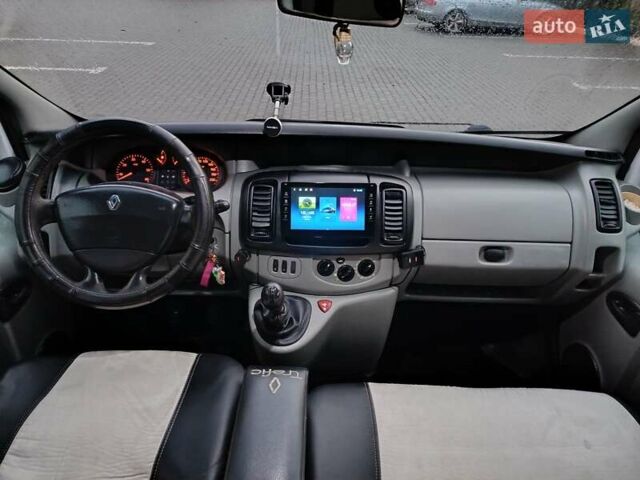 Белый Рено Трафик, объемом двигателя 1.87 л и пробегом 317 тыс. км за 6000 $, фото 37 на Automoto.ua