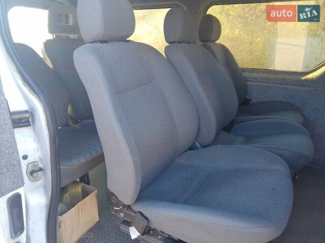 Белый Рено Трафик, объемом двигателя 1.87 л и пробегом 394 тыс. км за 6200 $, фото 11 на Automoto.ua