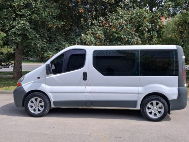 Білий Рено Трафік, об'ємом двигуна 1.87 л та пробігом 263 тис. км за 6000 $, фото 2 на Automoto.ua