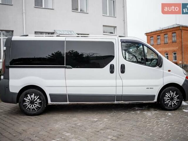 Білий Рено Трафік, об'ємом двигуна 1.87 л та пробігом 301 тис. км за 7700 $, фото 3 на Automoto.ua