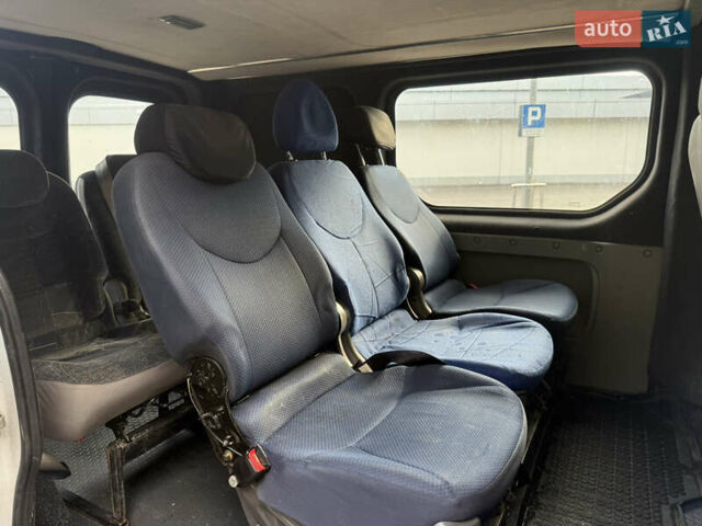Белый Рено Трафик, объемом двигателя 1.87 л и пробегом 350 тыс. км за 5300 $, фото 9 на Automoto.ua