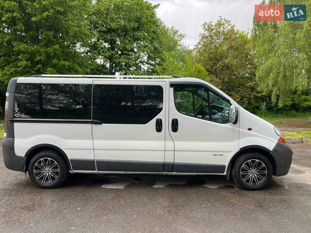 Белый Рено Трафик, объемом двигателя 1.87 л и пробегом 408 тыс. км за 7200 $, фото 1 на Automoto.ua