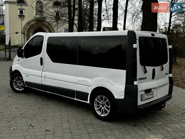 Белый Рено Трафик, объемом двигателя 1.87 л и пробегом 281 тыс. км за 5850 $, фото 8 на Automoto.ua