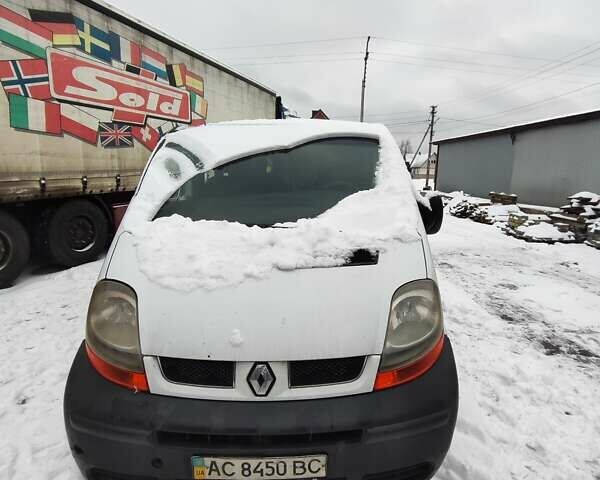Білий Рено Трафік, об'ємом двигуна 1.9 л та пробігом 350 тис. км за 3800 $, фото 7 на Automoto.ua