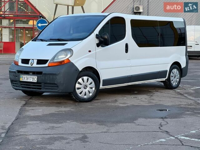 Белый Рено Трафик, объемом двигателя 1.9 л и пробегом 350 тыс. км за 6999 $, фото 11 на Automoto.ua