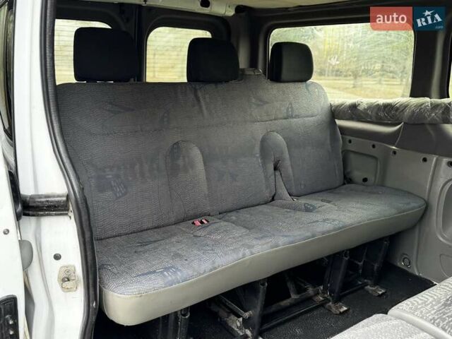 Белый Рено Трафик, объемом двигателя 1.87 л и пробегом 281 тыс. км за 5850 $, фото 38 на Automoto.ua