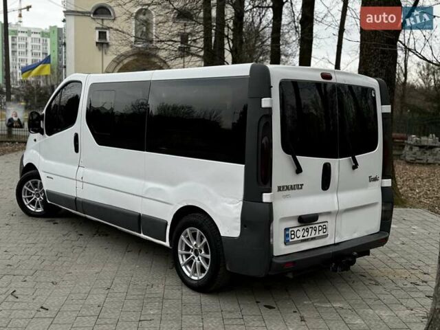 Белый Рено Трафик, объемом двигателя 1.87 л и пробегом 281 тыс. км за 5850 $, фото 9 на Automoto.ua