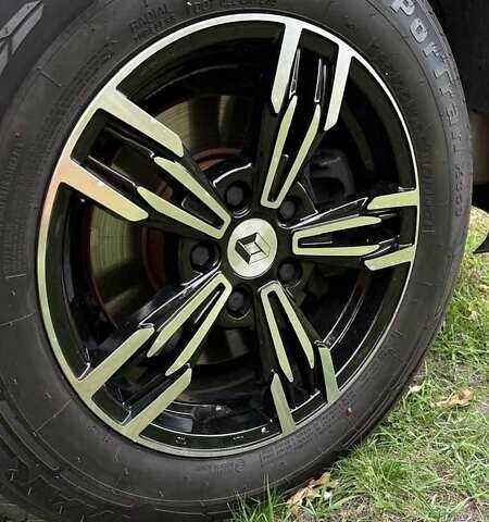 Белый Рено Трафик, объемом двигателя 1.9 л и пробегом 397 тыс. км за 8000 $, фото 4 на Automoto.ua