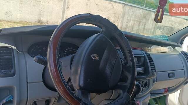 Білий Рено Трафік, об'ємом двигуна 1.9 л та пробігом 417 тис. км за 5500 $, фото 13 на Automoto.ua