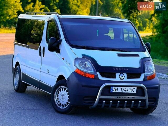 Белый Рено Трафик, объемом двигателя 1.9 л и пробегом 308 тыс. км за 6200 $, фото 5 на Automoto.ua